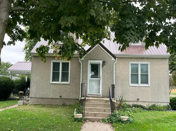 102 S Hennepin Ave, Ladd, IL 61329
