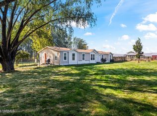 1306 Thompson Rd, Cowiche, WA 98923