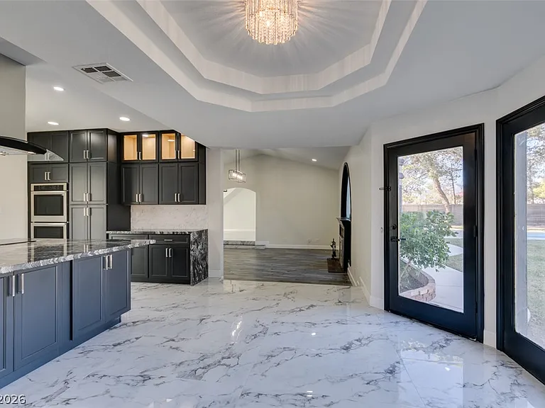 7040 Obannon Dr — Photo 16