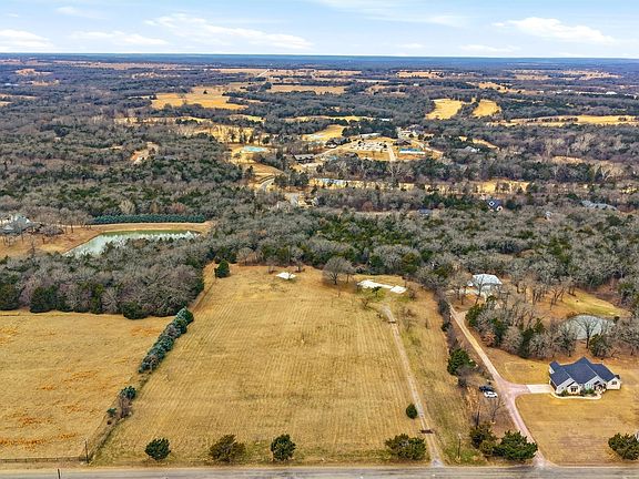 2nd image of 1809 Rock Creek Rd