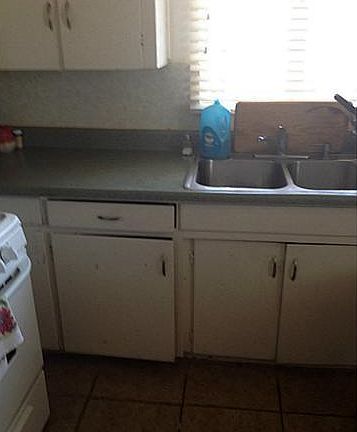 2nd image of 2917 Mountain Ave