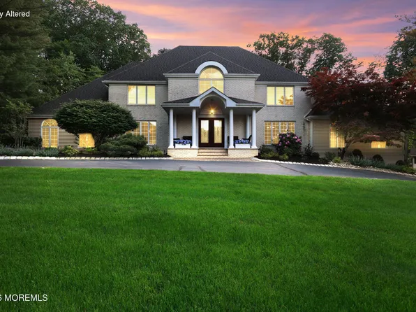 10 Country Club Lane, Marlboro, NJ 07746