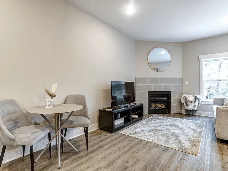 Eden Forest Townhomes — Photo 4