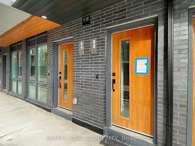 73 Curlew Dr #60 — Photo 4