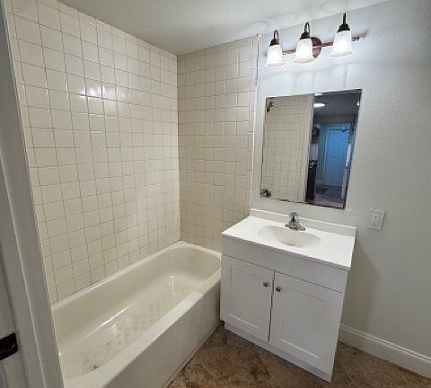 2nd image of 1313 East Ave