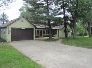 23947 S Loomis St, Crete, IL 60417