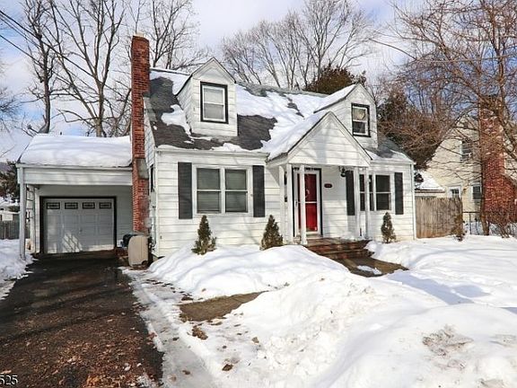 3rd image of 524 Mountainview Dr
