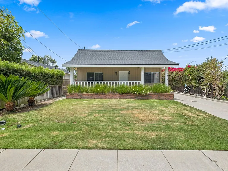 1787 Tustin Ave — Photo 18