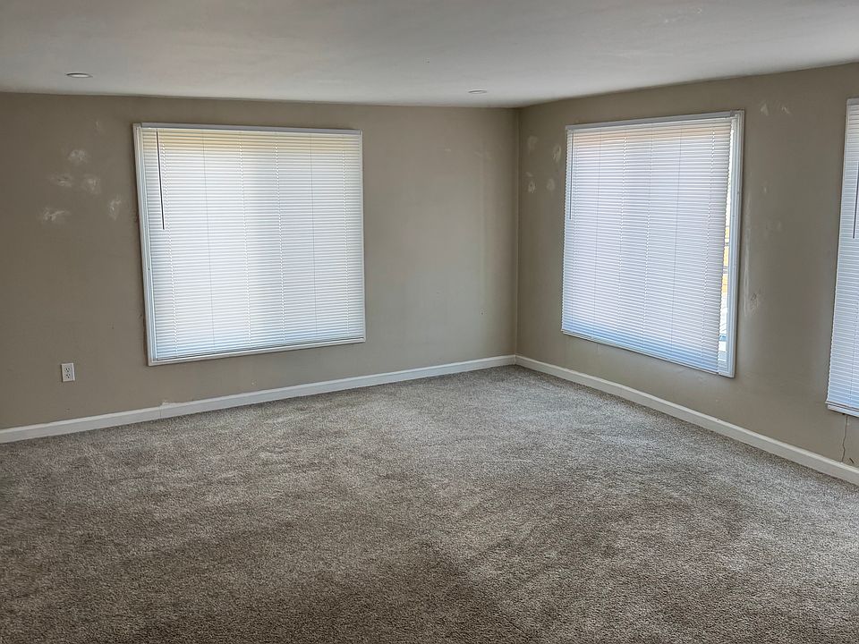 1st image of 111 Richmond St #D