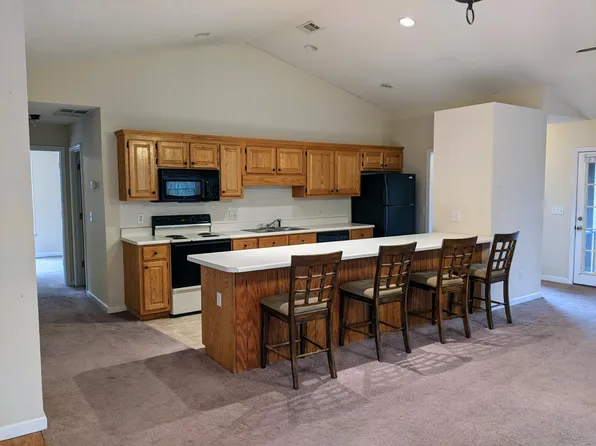 311 River Lodge Dr, Ellijay, GA 30540