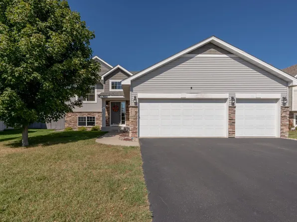 916 Forest Edge Dr, Jordan, MN 55352
