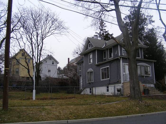 side yard