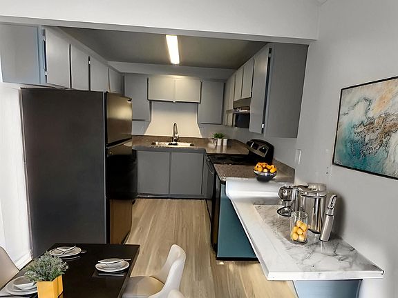5th image of 23817 108th Ave SE #17