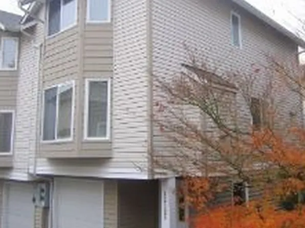 12730 35th Ave NE, Seattle, WA 98125