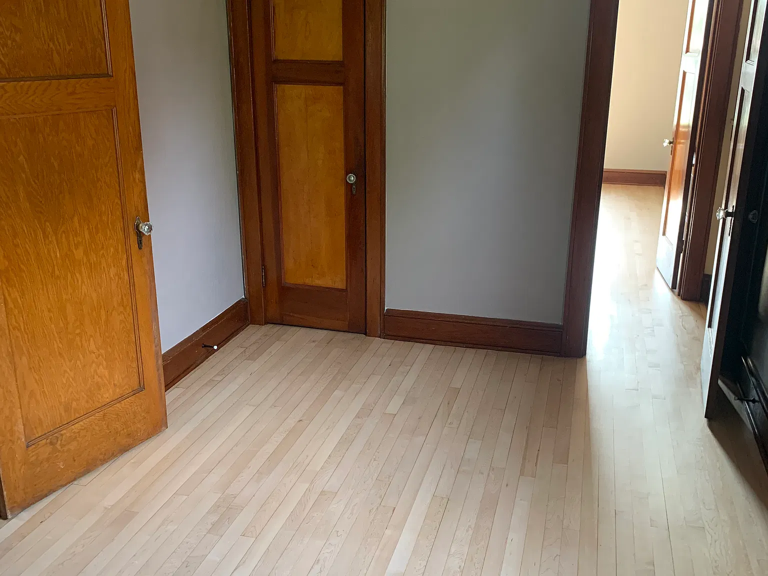 4 bed, 2.5 bath, 2300 sqft, $2,800 — Photo 2