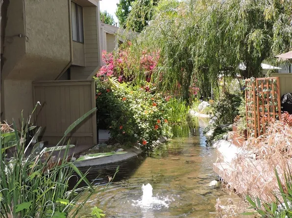 5453 Twin Lakes Dr, Cypress, CA 90630