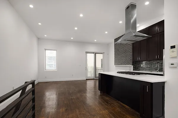 Sold by Compass | media 2