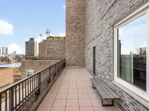 501 East 79th Street image 13 of 14