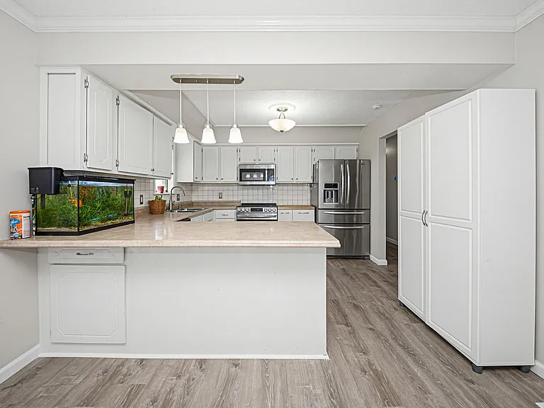 1429 Highland Dr — Photo 12