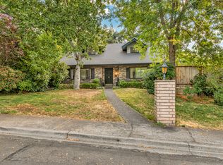 232 Kensington Sq, Medford, OR