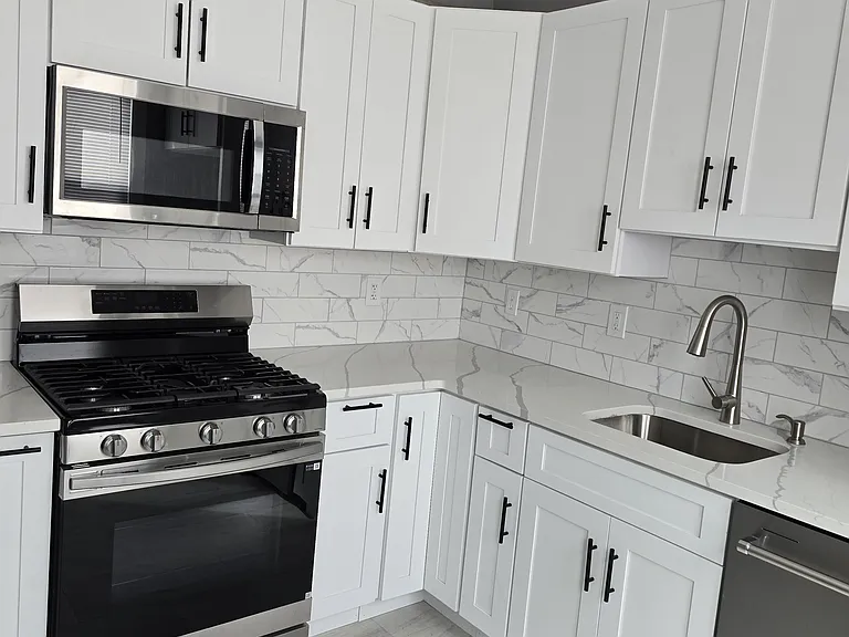 230 Princeton Ave #1 — Photo 2