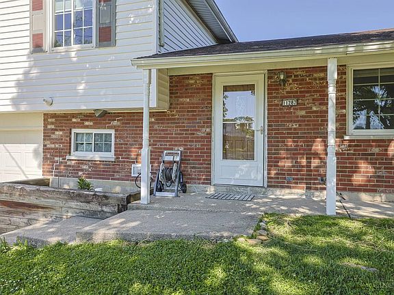 3rd image of 11287 Templeton Dr