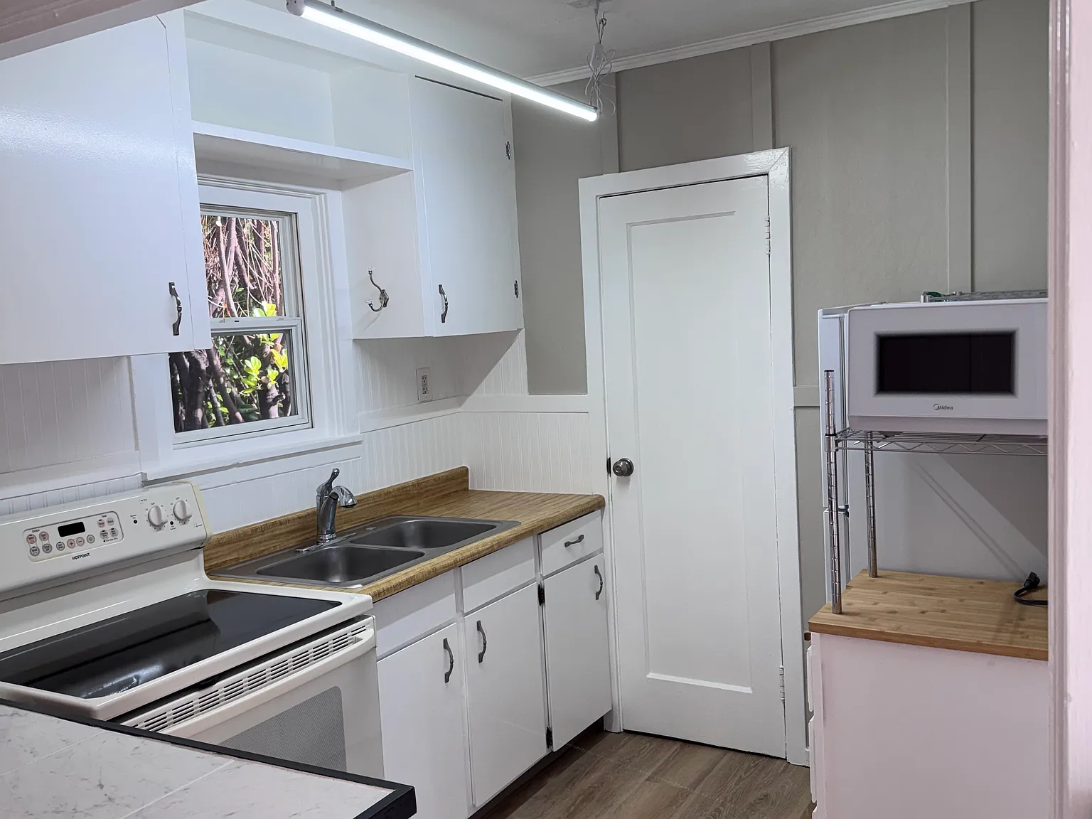 1 bed, 490 sqft, $1,950 — Photo 3