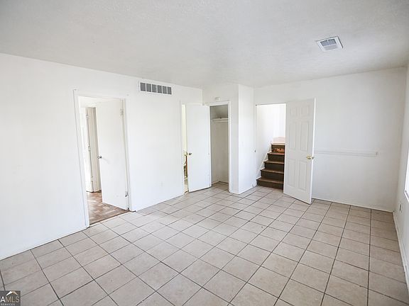 5th image of 2816 Knollberry Ln