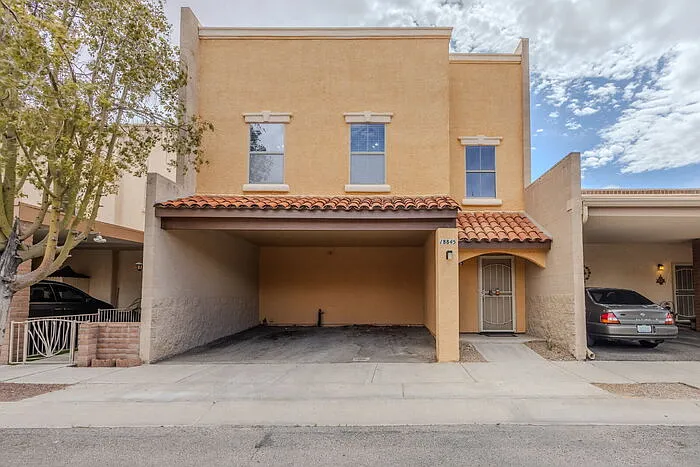 3 bed, 2.5 bath, 1535 sqft, $1,695 — Photo 2