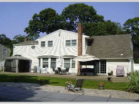 3rd image of 44 Amy Dr