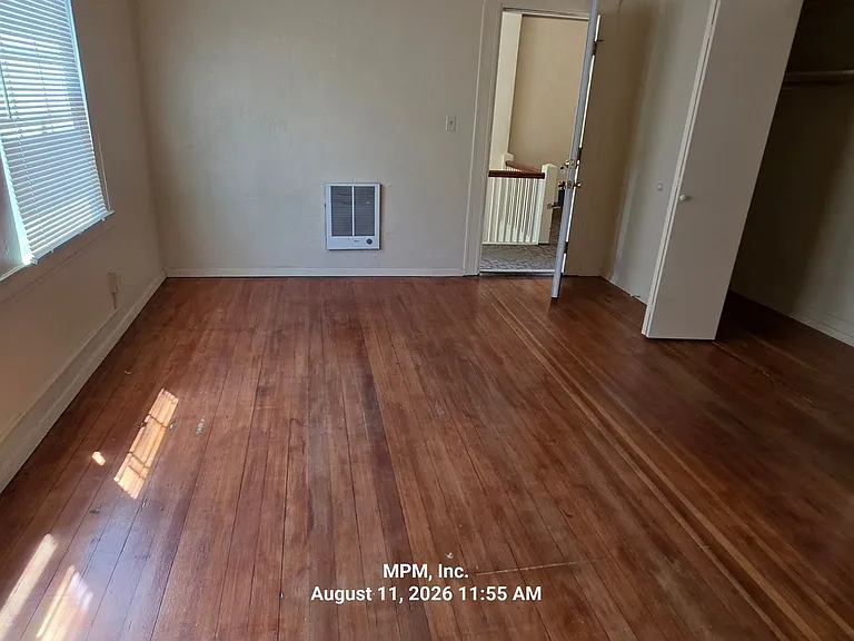 1804 Spring St — Photo 5