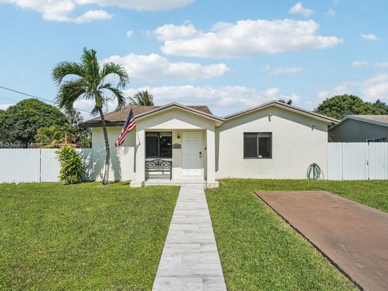 15985 SW 304th Ter, Homestead, FL 33033