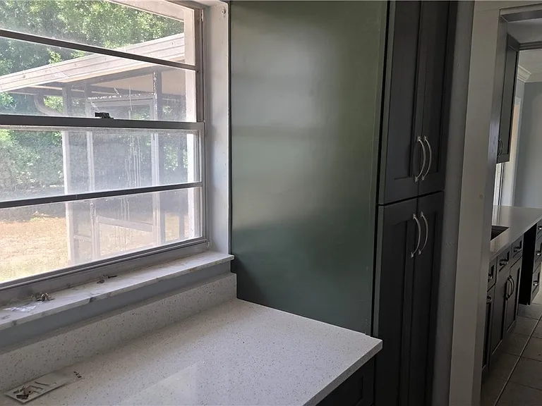 18448 Iris Rd — Photo 11