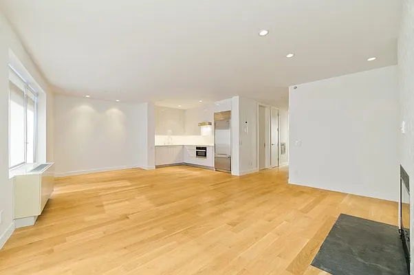 Rented by Veracity NYC LLC | media 10