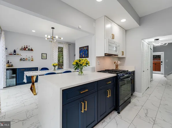 11434 Waterview Cluster, Reston, VA 20190