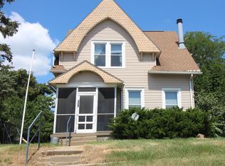 110 W Tuttle St, Norway, IA 52318
