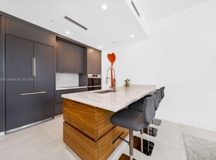 200 Biscayne Boulevard Way APT 1406, Miami, FL 33131