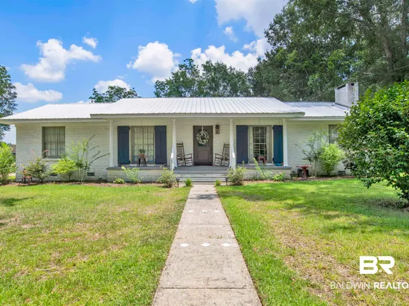 23118 Chicago St E, Robertsdale, AL 36567
