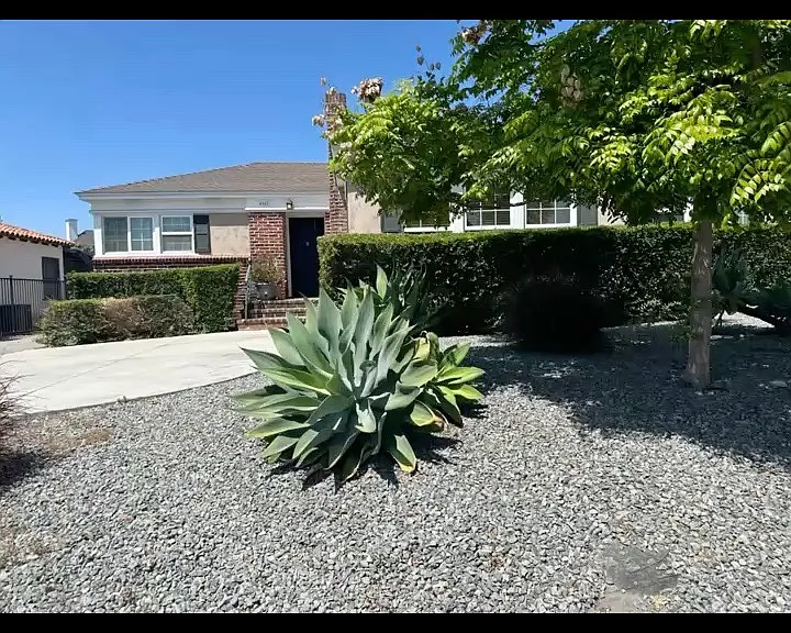 4940 College Ave — Photo 1