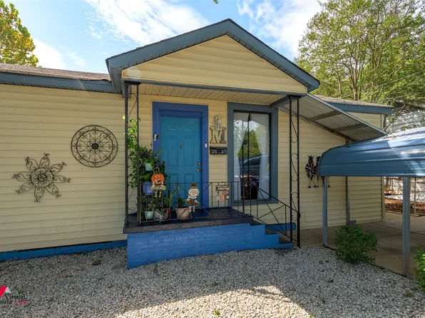 2524 Broadway Dr, Bossier City, LA 71111