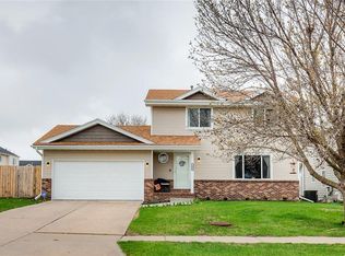 806 13th St SE, Altoona, IA 50009