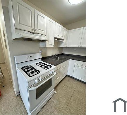 1st image of 22 Orchard St APT 1