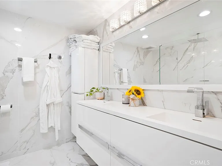 1585 S Coast Hwy #47 — Photo 15