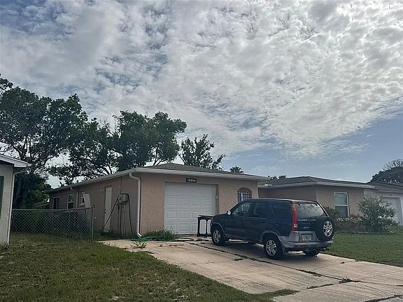 3rd image of 8137 Penwood Dr