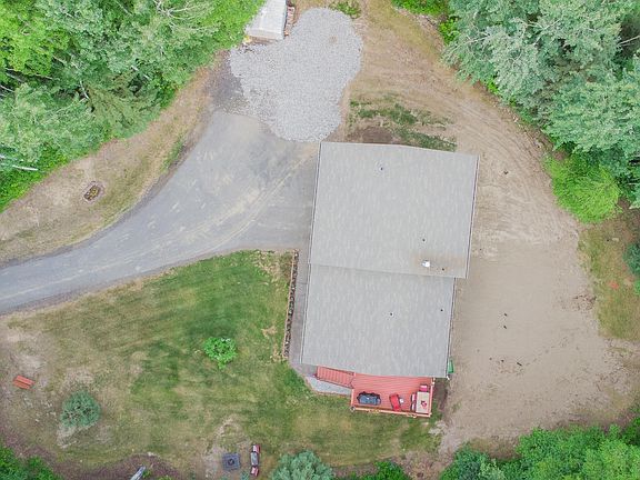 3rd image of 730 Darrell Dr