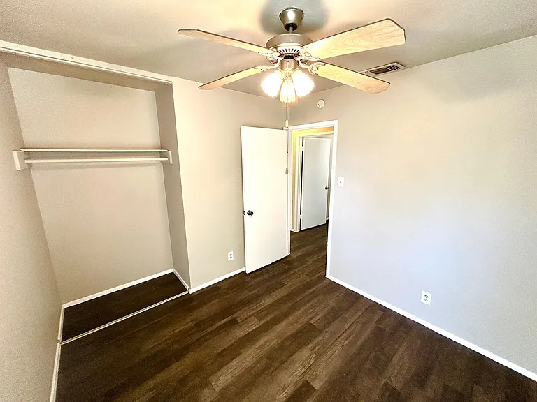 206 Northview Dr — Photo 18