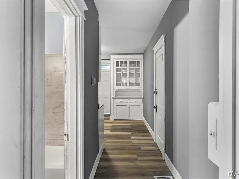 4234 Dewey Ave #2N — Photo 9
