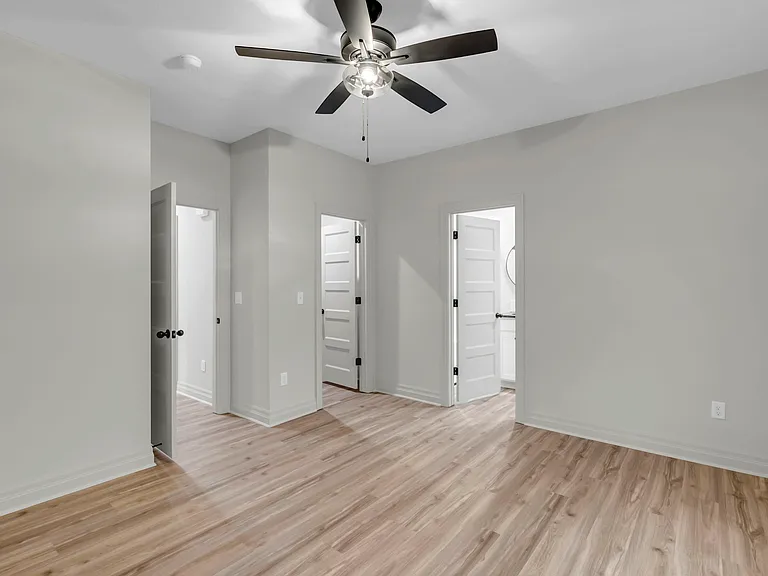 1811 E Liam Ct — Photo 12