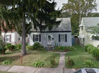 1609 Johnson St, South Bend, IN 46628