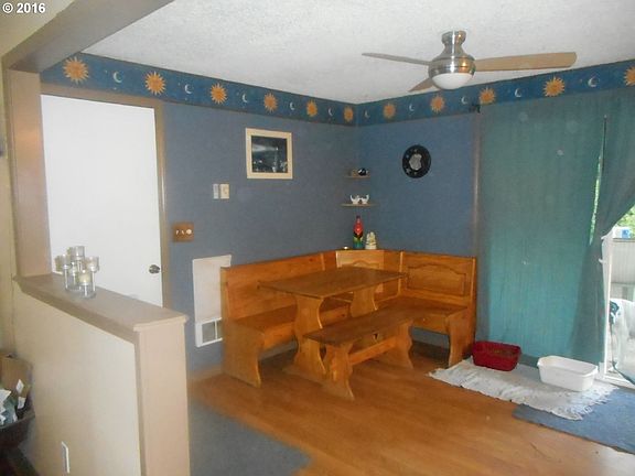 5th image of 12303 NE 37th St
